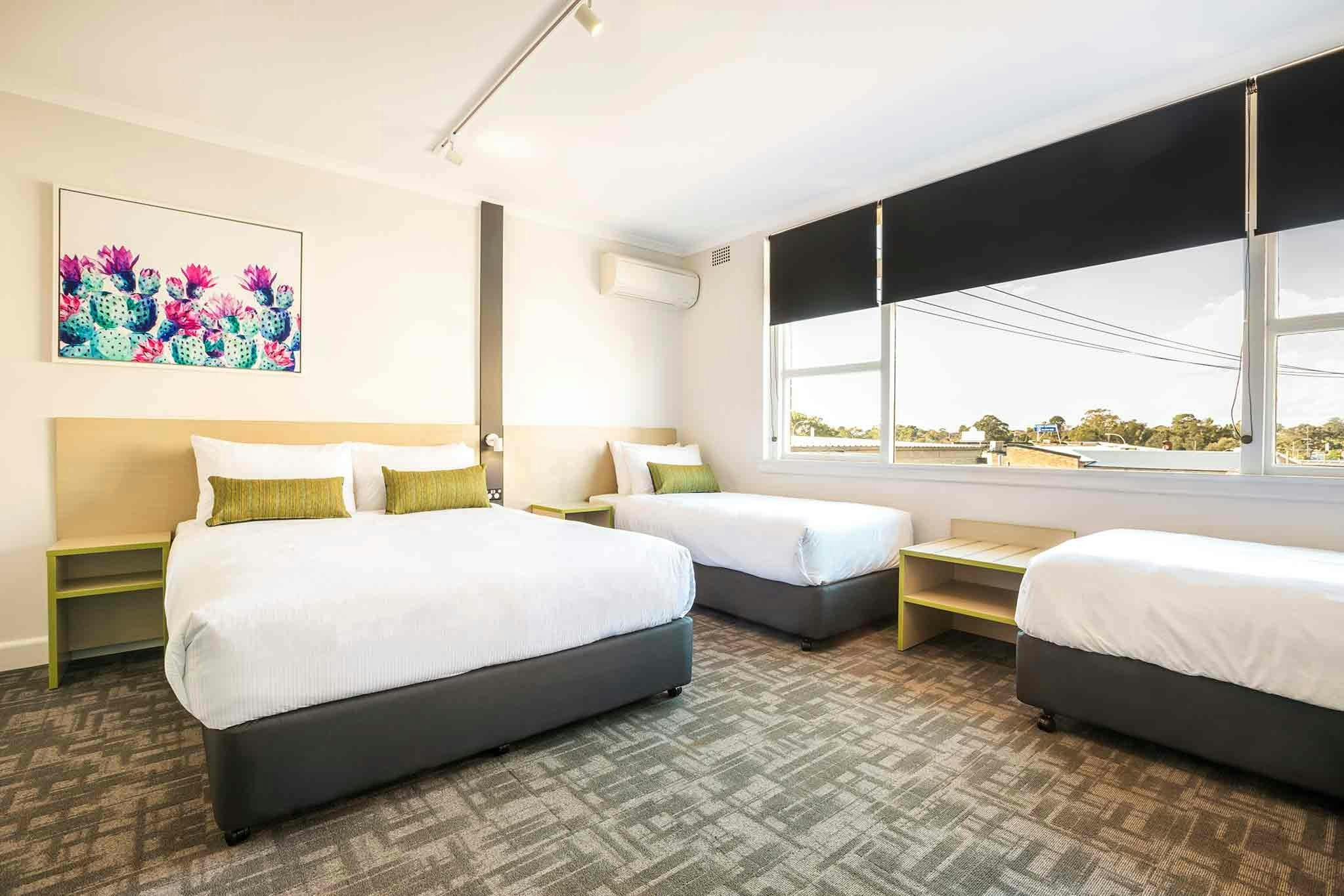 Nightcap at Hume Hotel