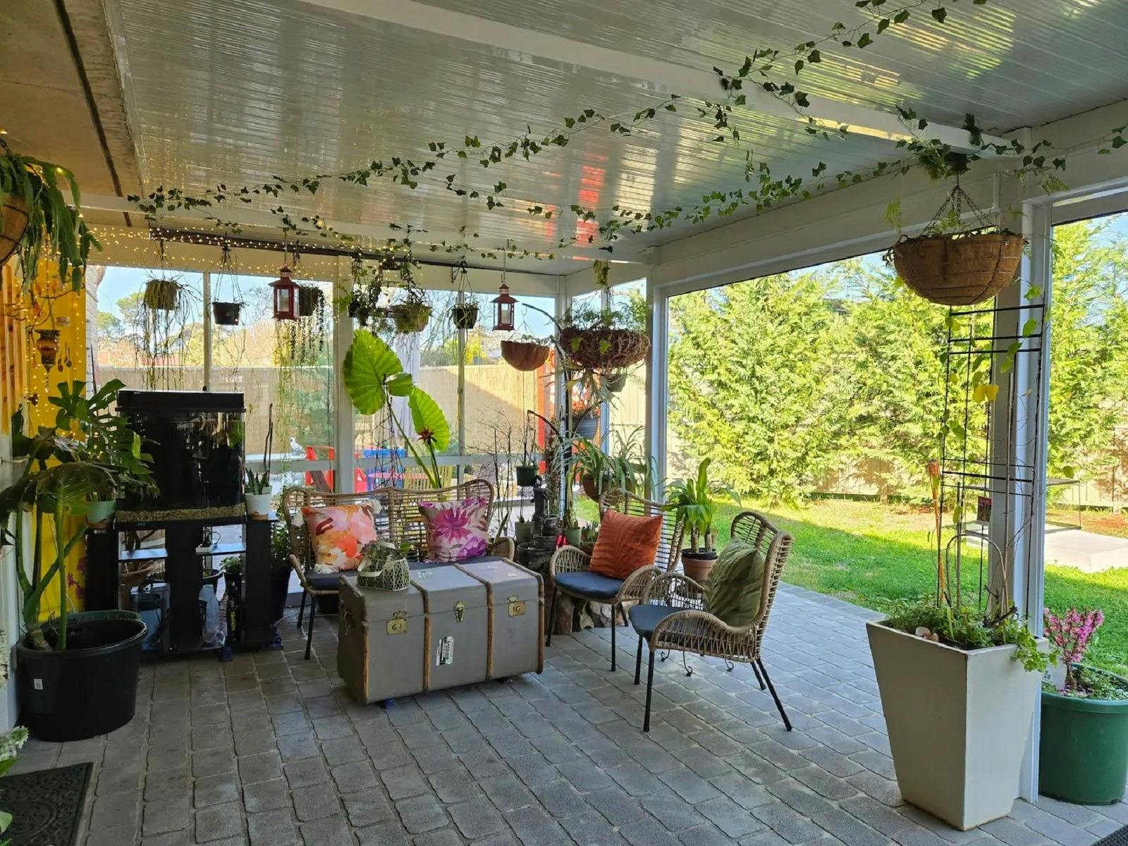 マナー ガーデンズ ベッド &amp; ブレックファスト