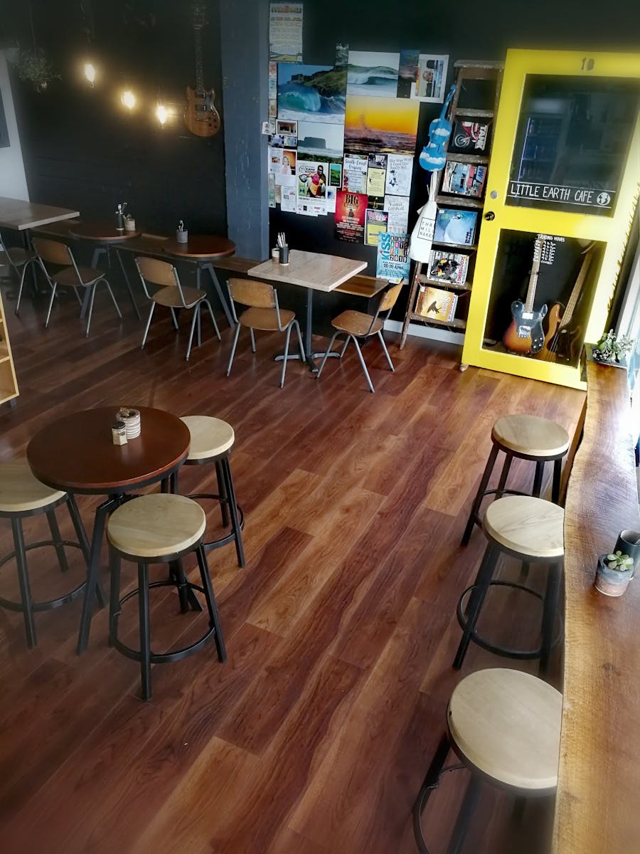 Cafe