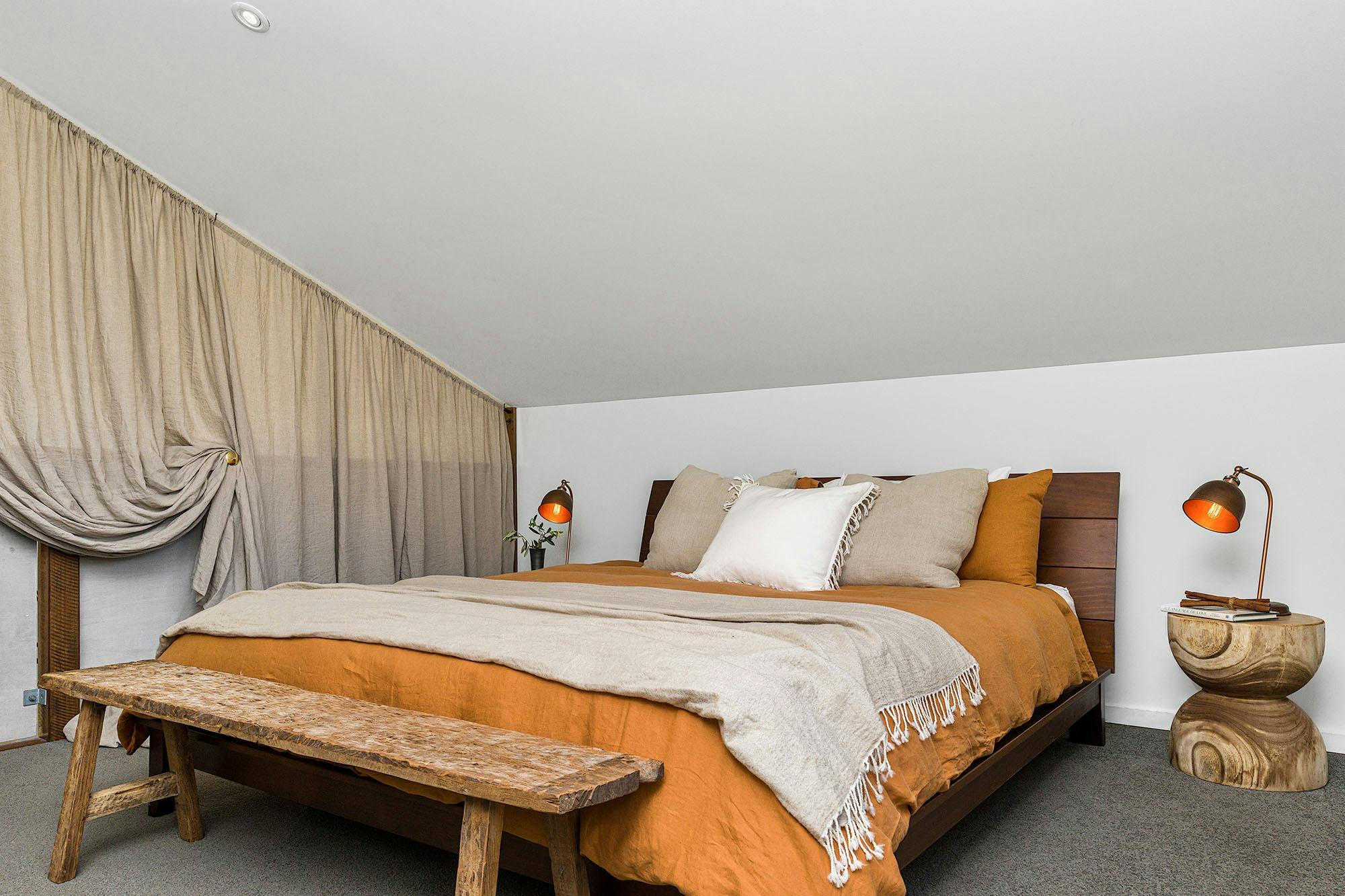 The Barn Door - King loft bedroom