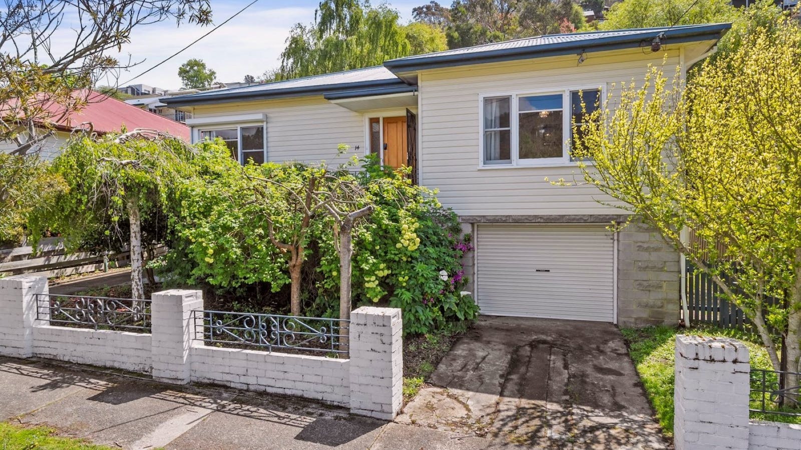 Garage for small car, free on street parking