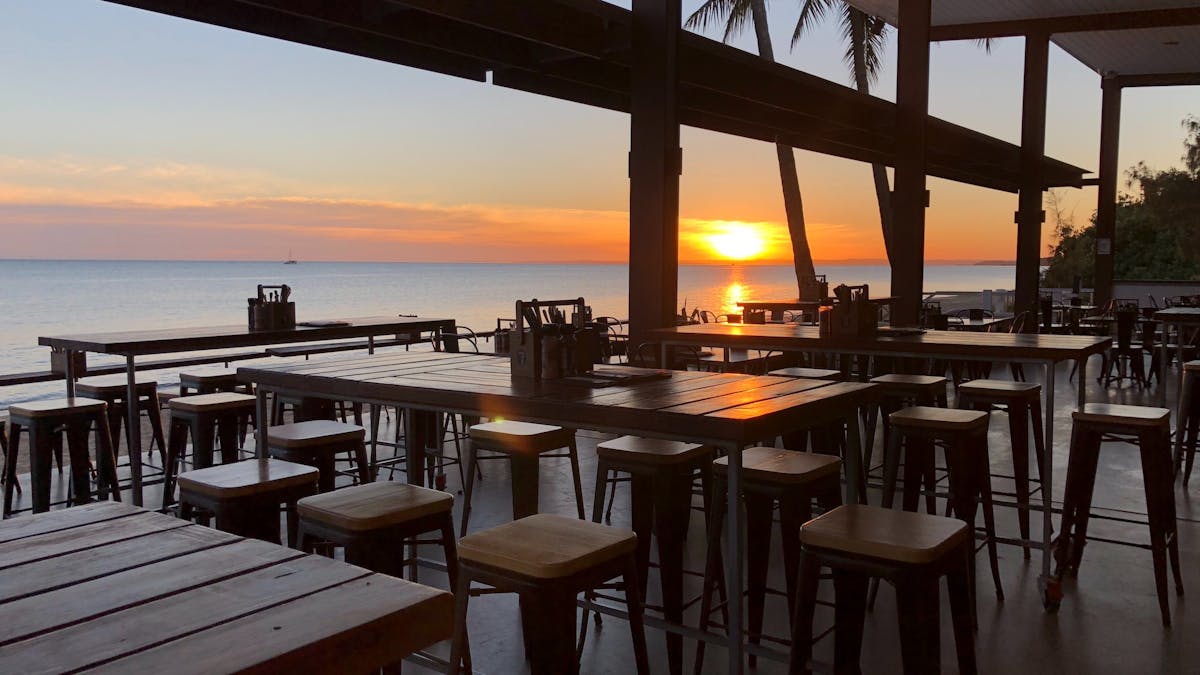 Sunrise - outdoor dining