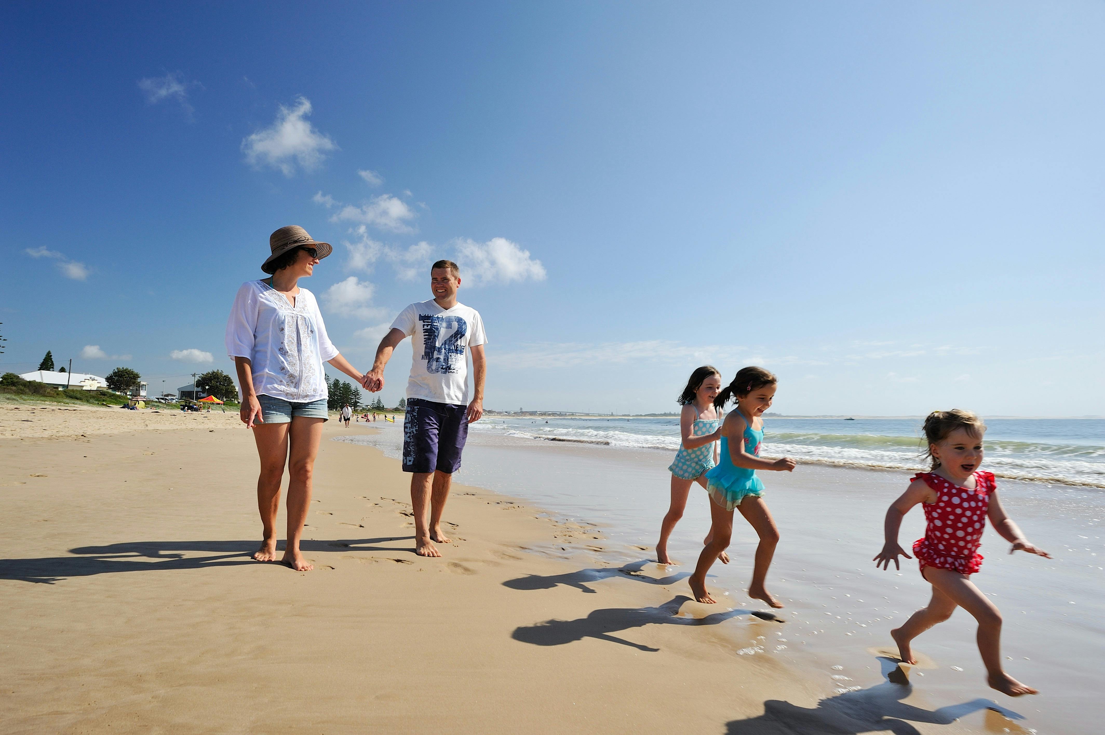 Stockton Beach - Family Playing