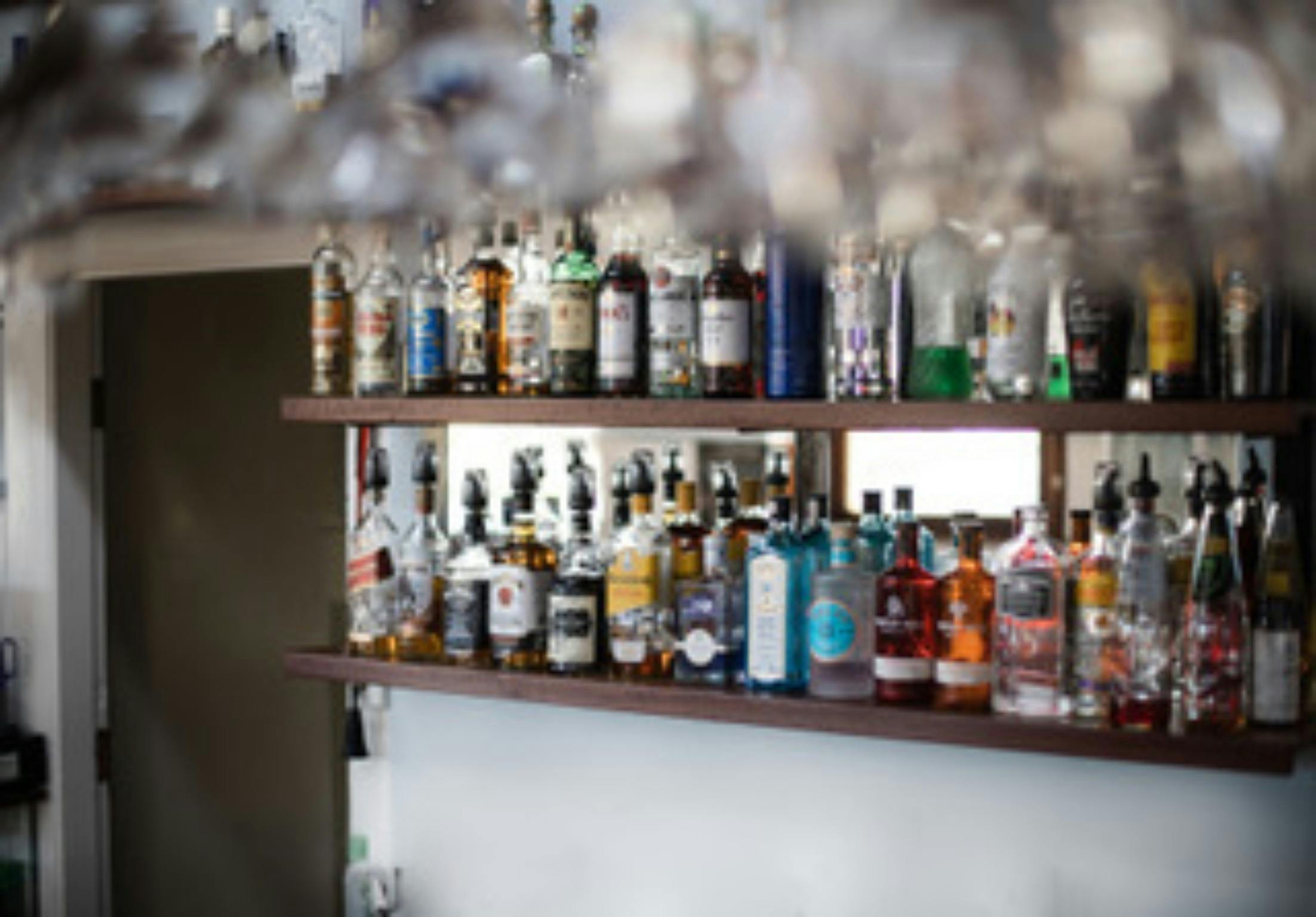 The best of tap beer and a big selection of other beverages are available at the Courthouse Hotel .