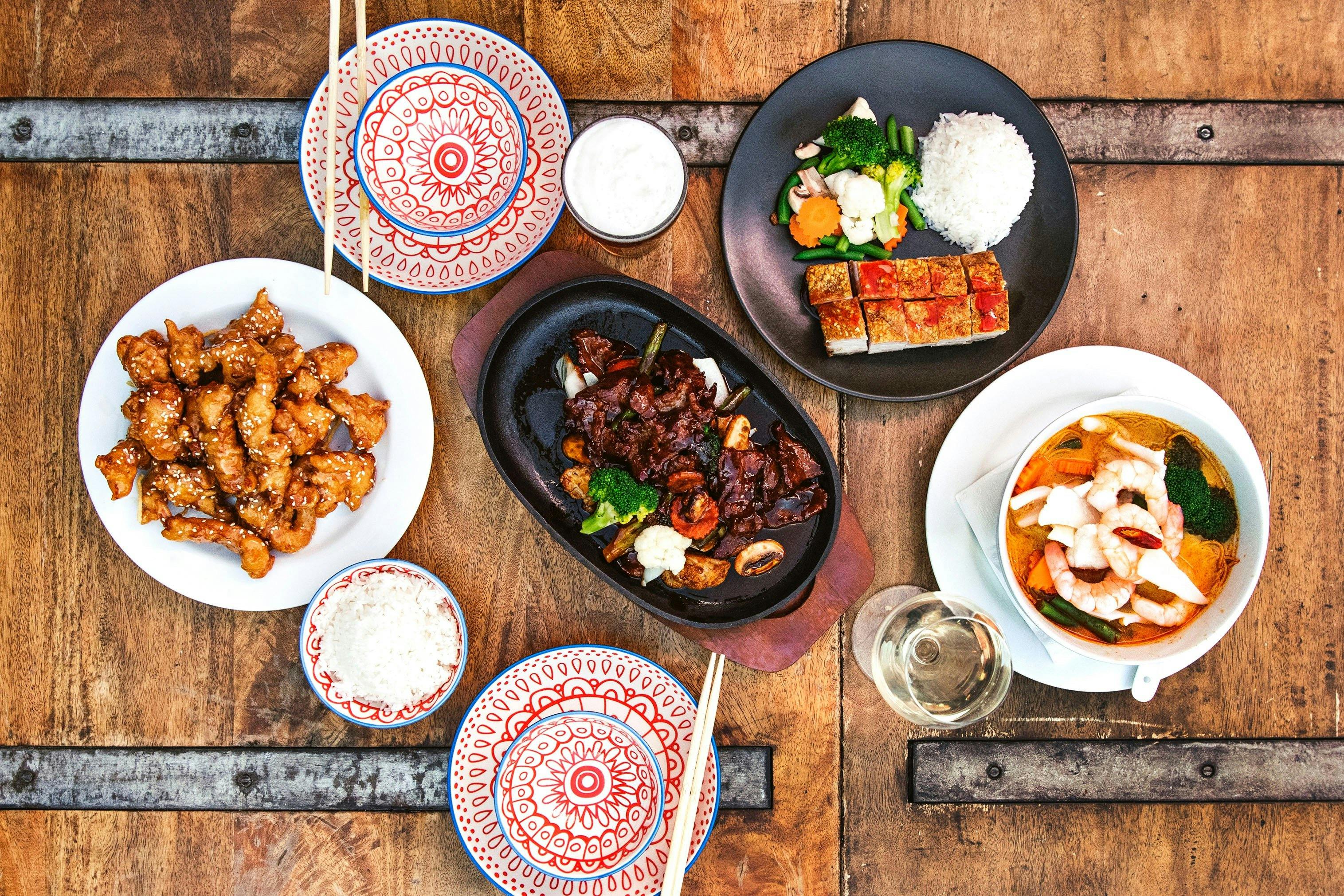 Jumbucks 提供多種現代中國人的選擇