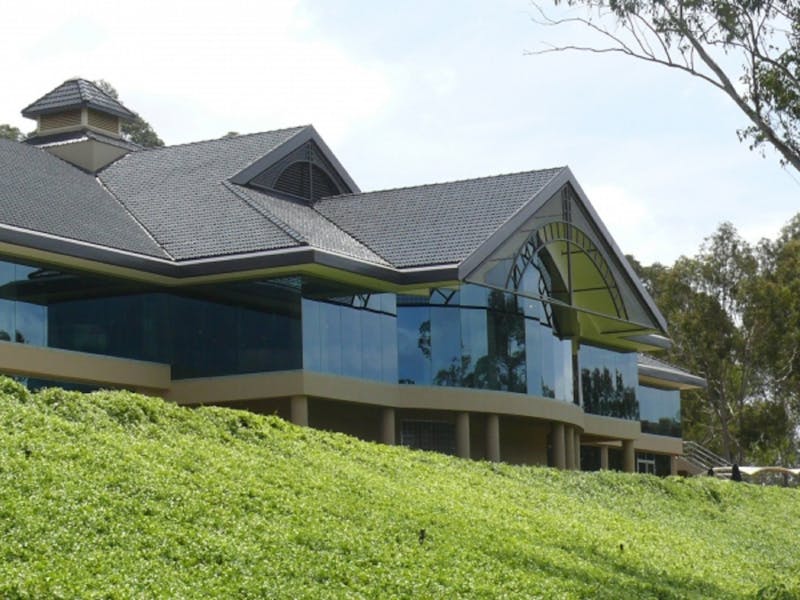 Riverside Oaks Golf Resort