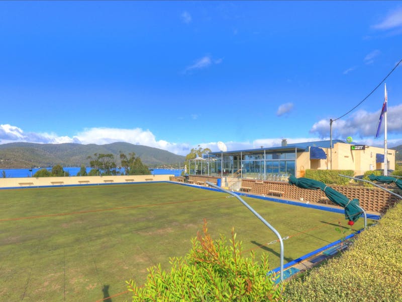 Bayview Dining at Dover RSL Club overlooking Port Esperance Bay and the Lawn Bowling Green