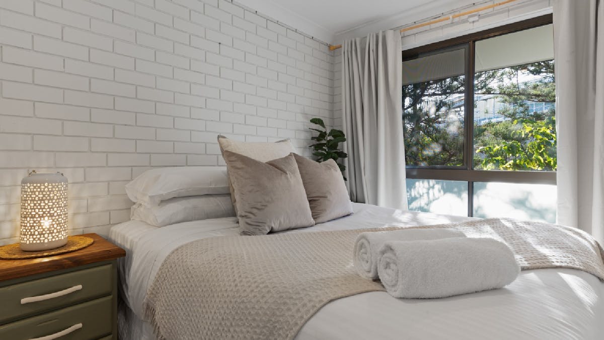 Queen bedroom