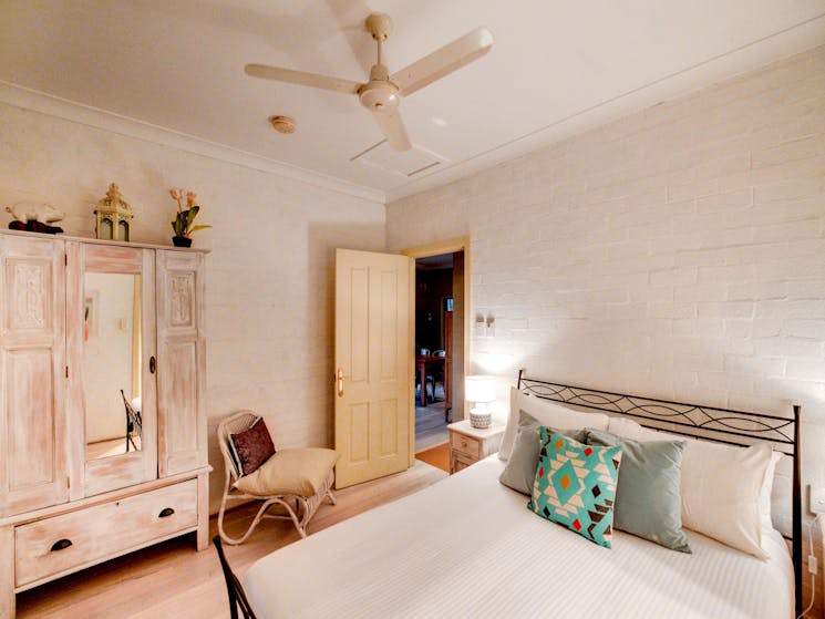 Billabong Cottage - Bedroom