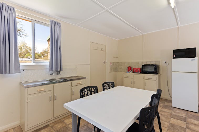 Economy Park Cabins