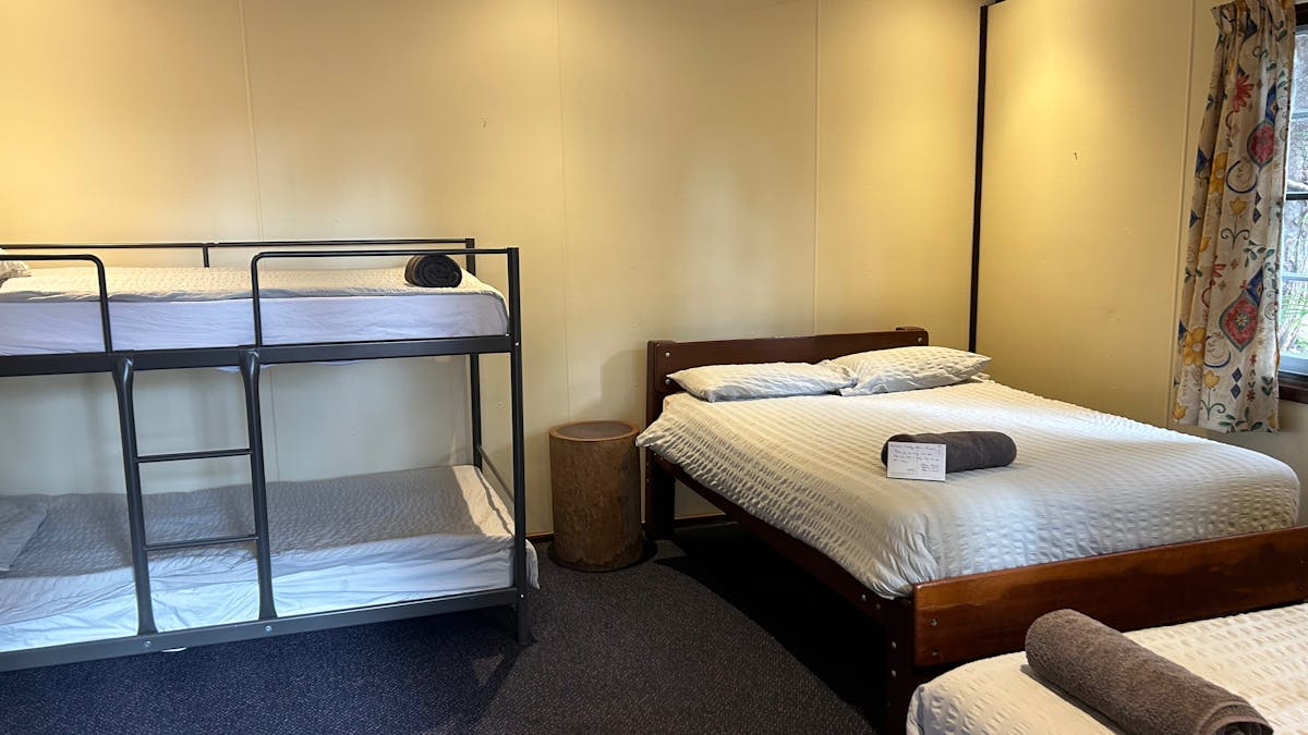 Ensuite, private outdoor patio, sleeps 5, double, single and bunk