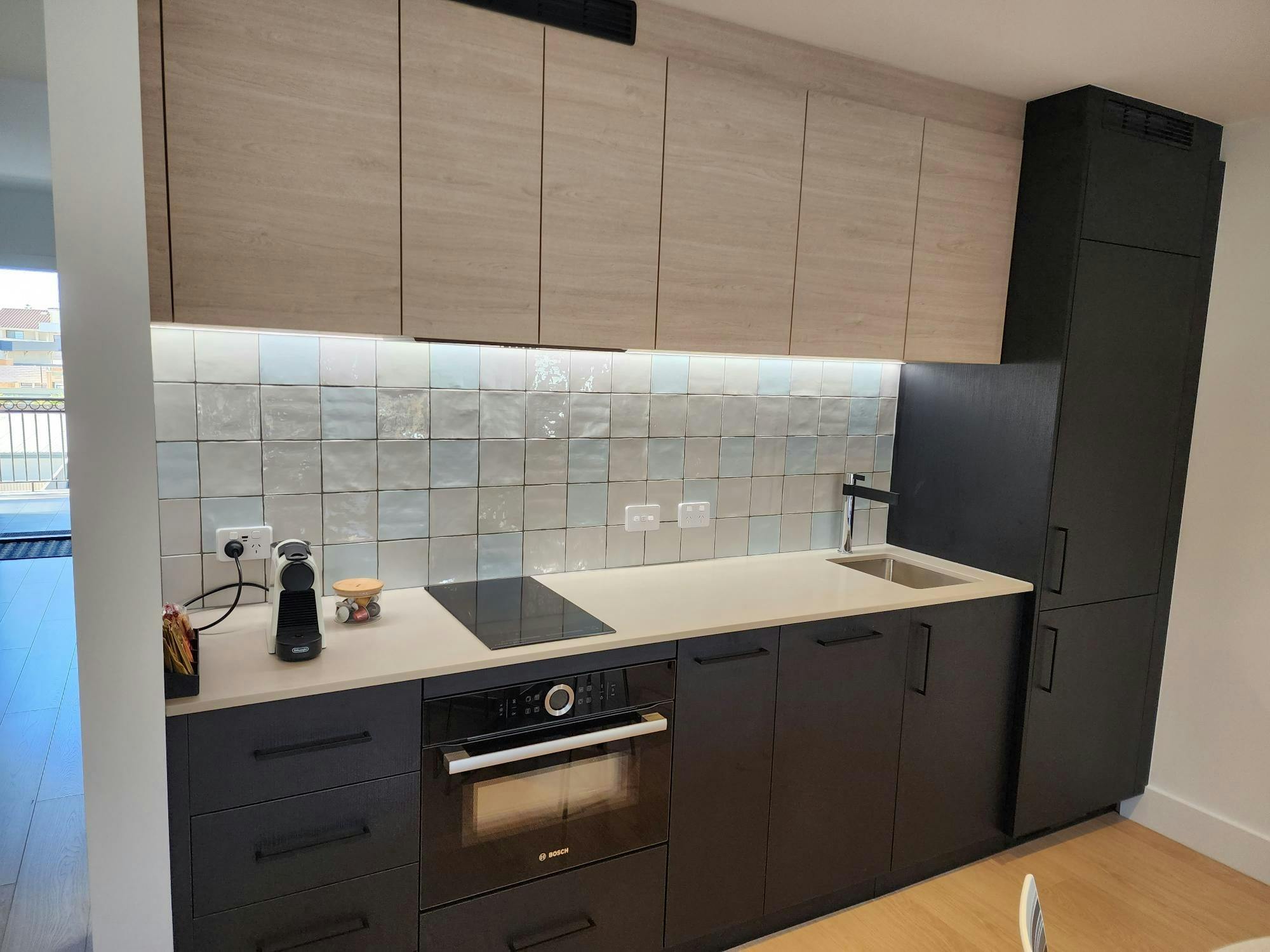 Deluxe 2 bedroom Loft Apartment Kitchen