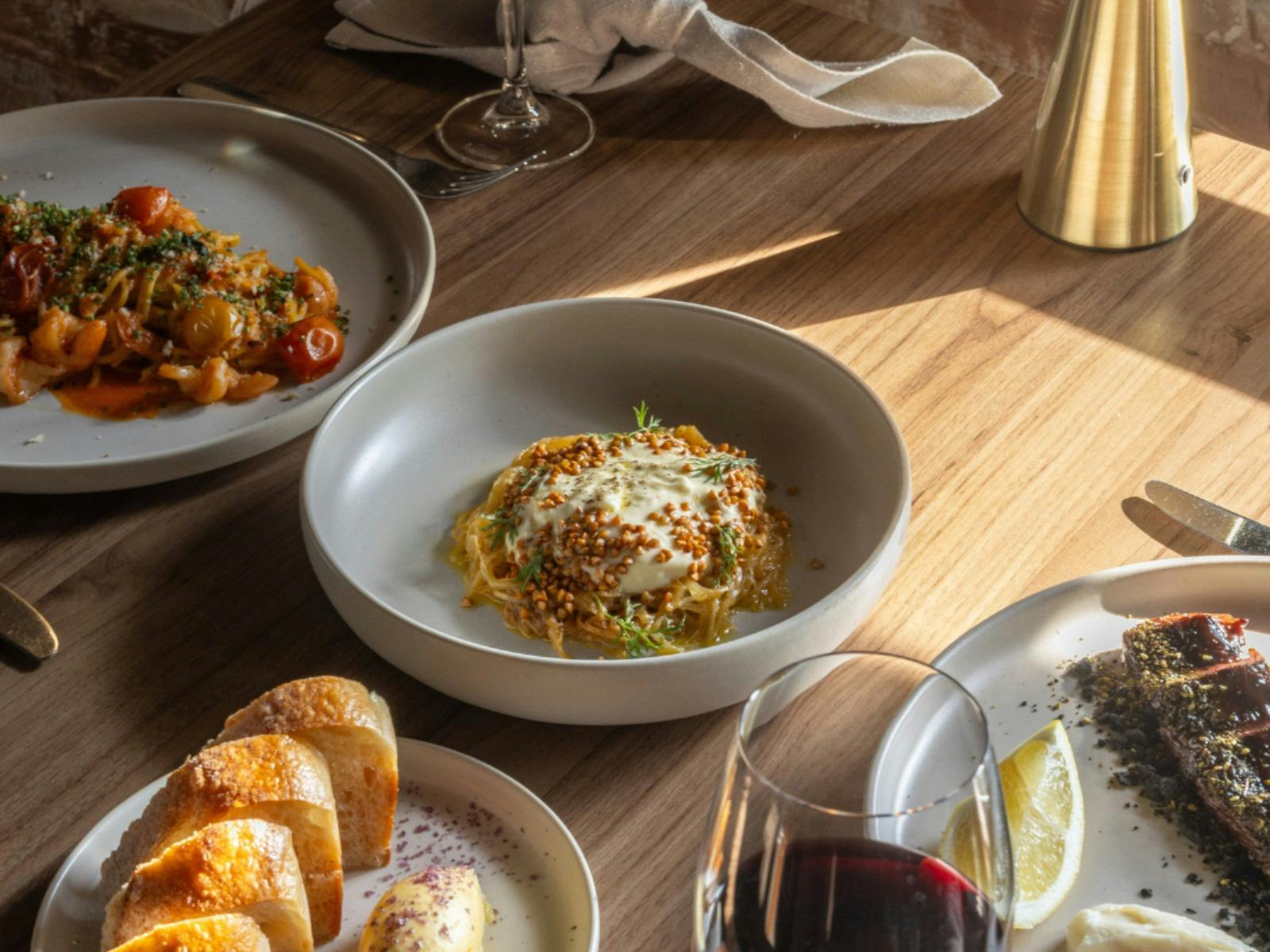 锅炉房厨房和酒吧