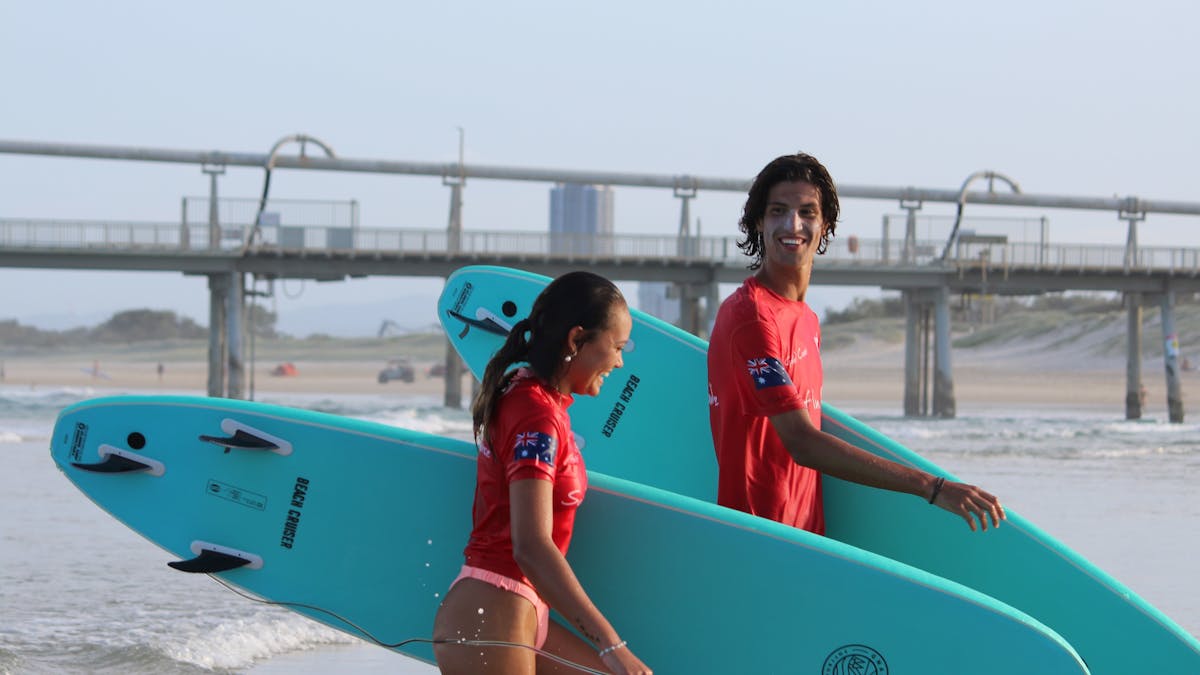 surf lessons Gold coast