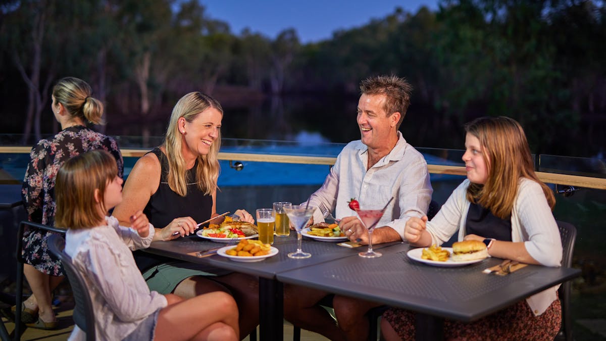 Dinner on the deck at MacDonalds Licensed Bar & Bistro - Cobbold Village