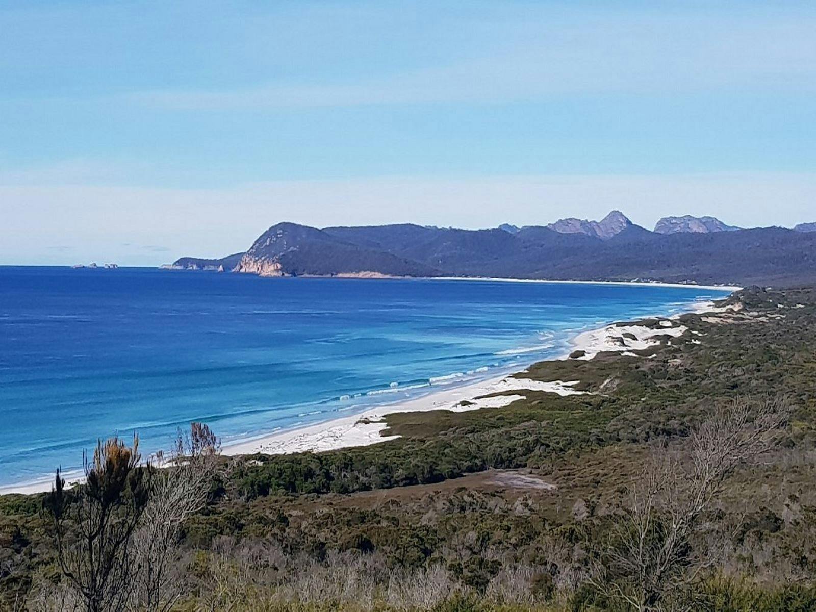 Freycinet National Park - Friendly Beaches Lookout