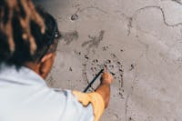 Storytelling sand drawing