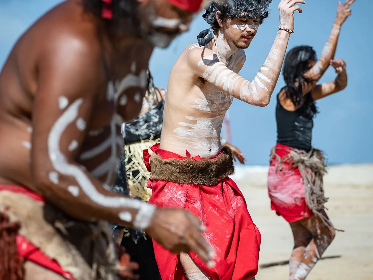 Yauar Warai Wandi Sing, Dance, Gather