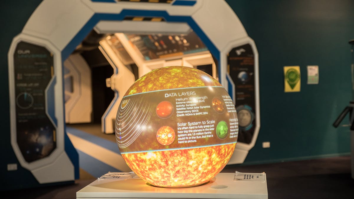 Interactive sphere that displays planets and the sun, providing in depth information