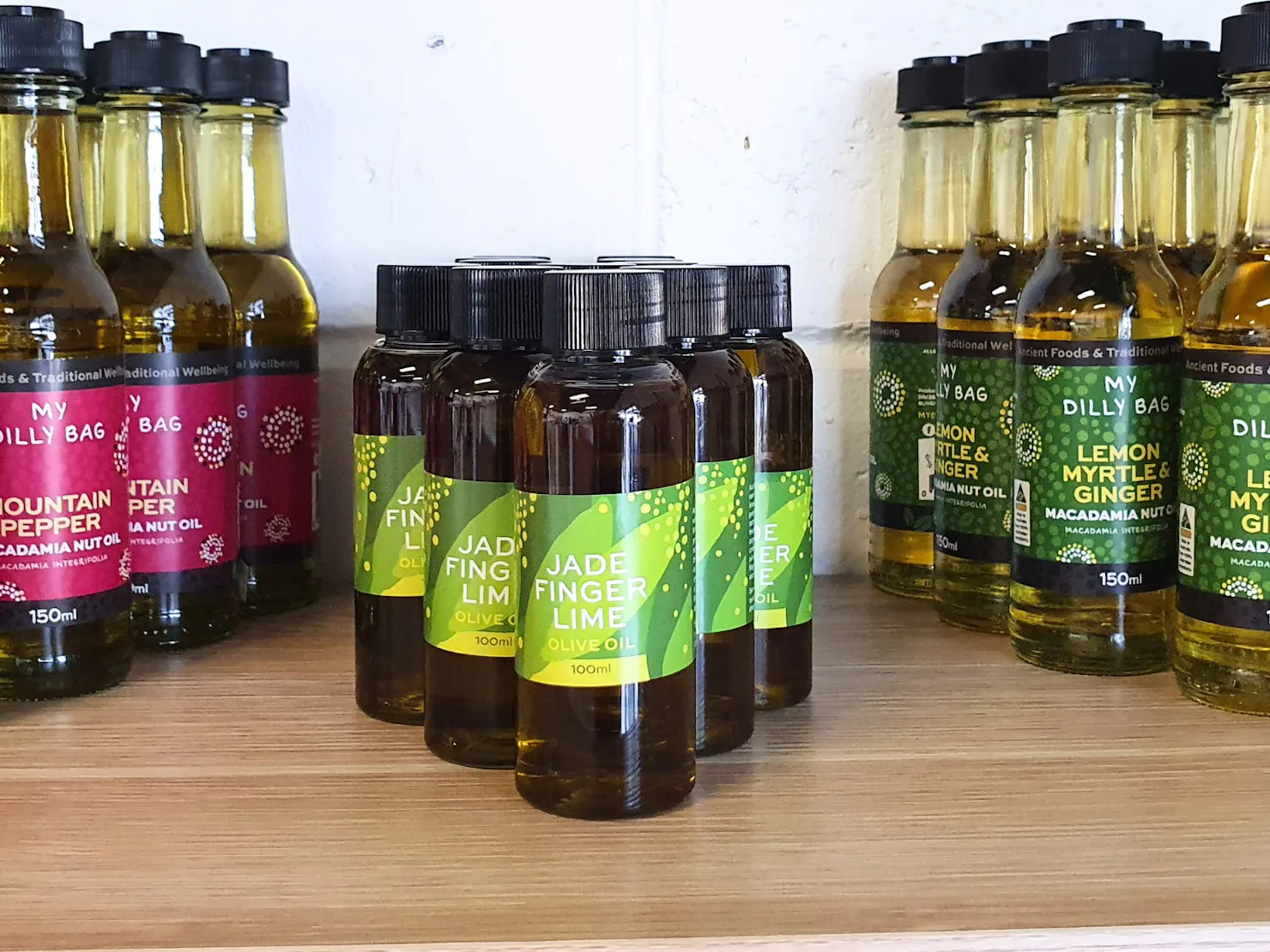 Native flavour infused Macadamia oils and olive oil