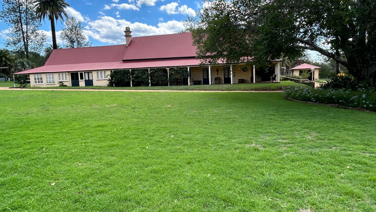 Eastern view of Taabinga Homestead