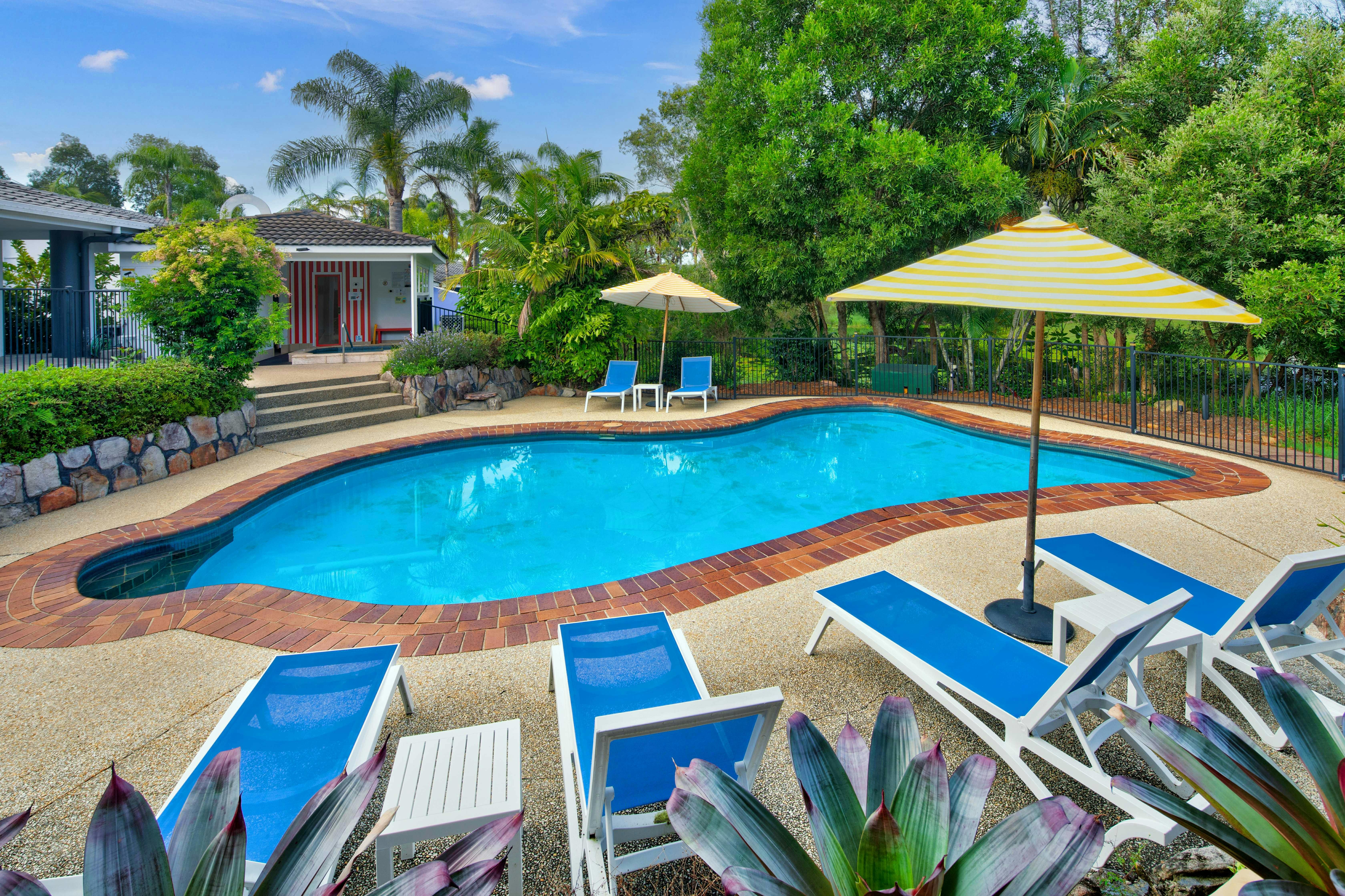 수영장 스파 스팀룸을 즐겨보세요.