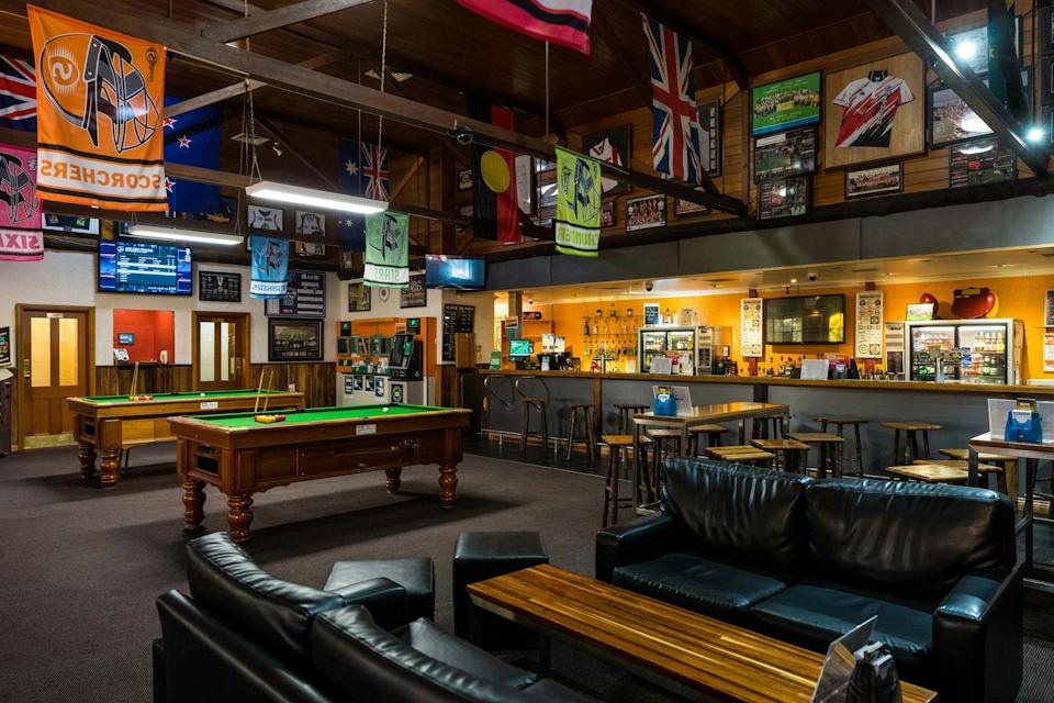 Millers Sports Bar photo