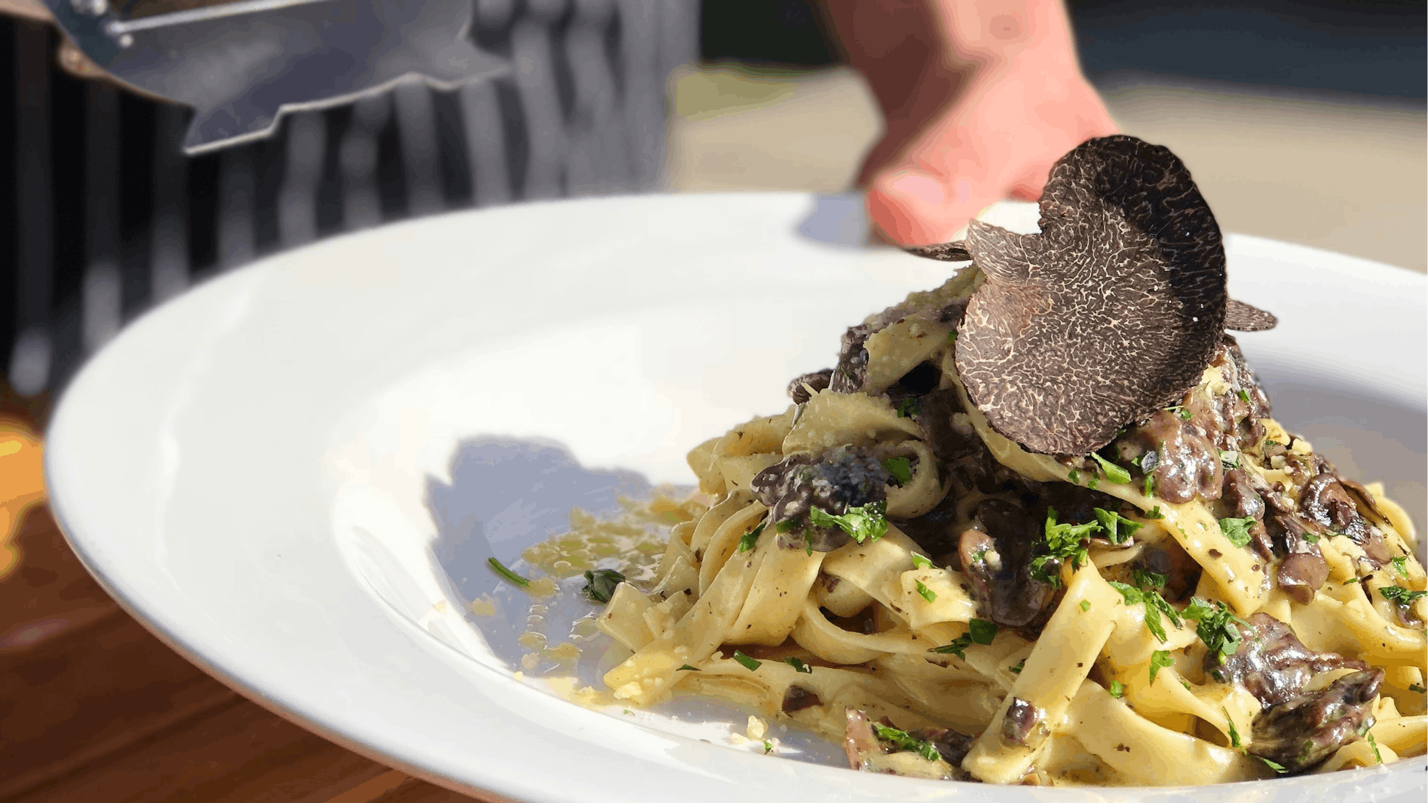 Pasta Adele Fettuccine with fresh truffle