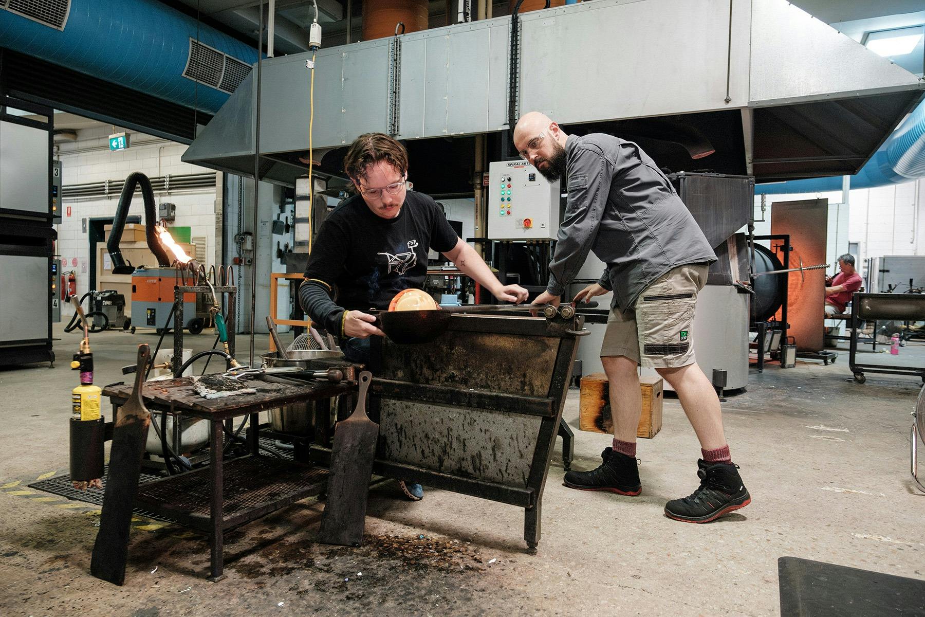 JamFactory Glass Studio