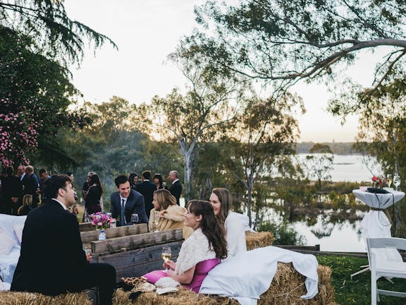 Lake Moodemere Estate and Lakeside Restaurant