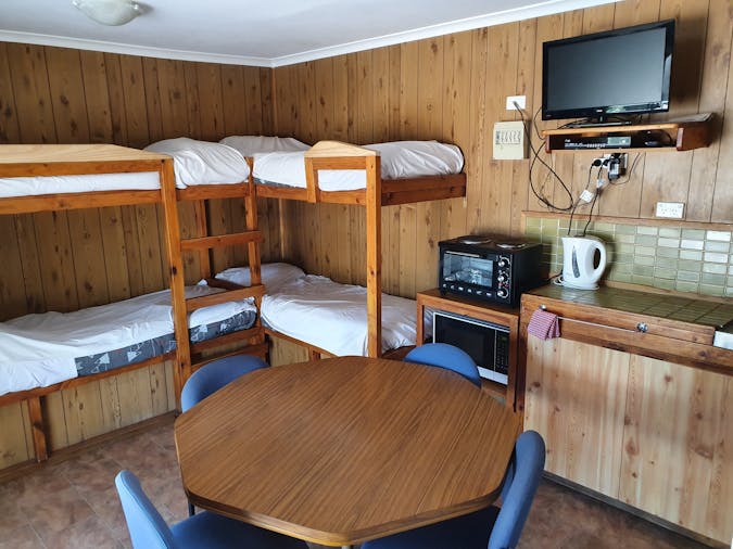 6 BERTH ENSUITE
