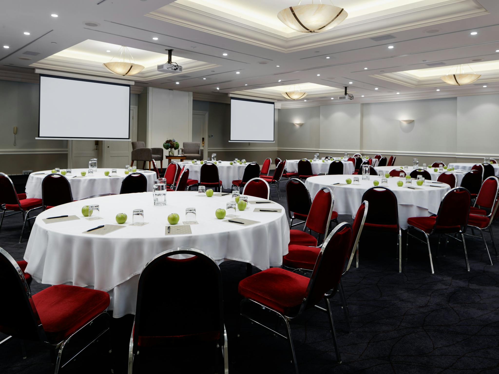 Grand Ballroom Meeting Room