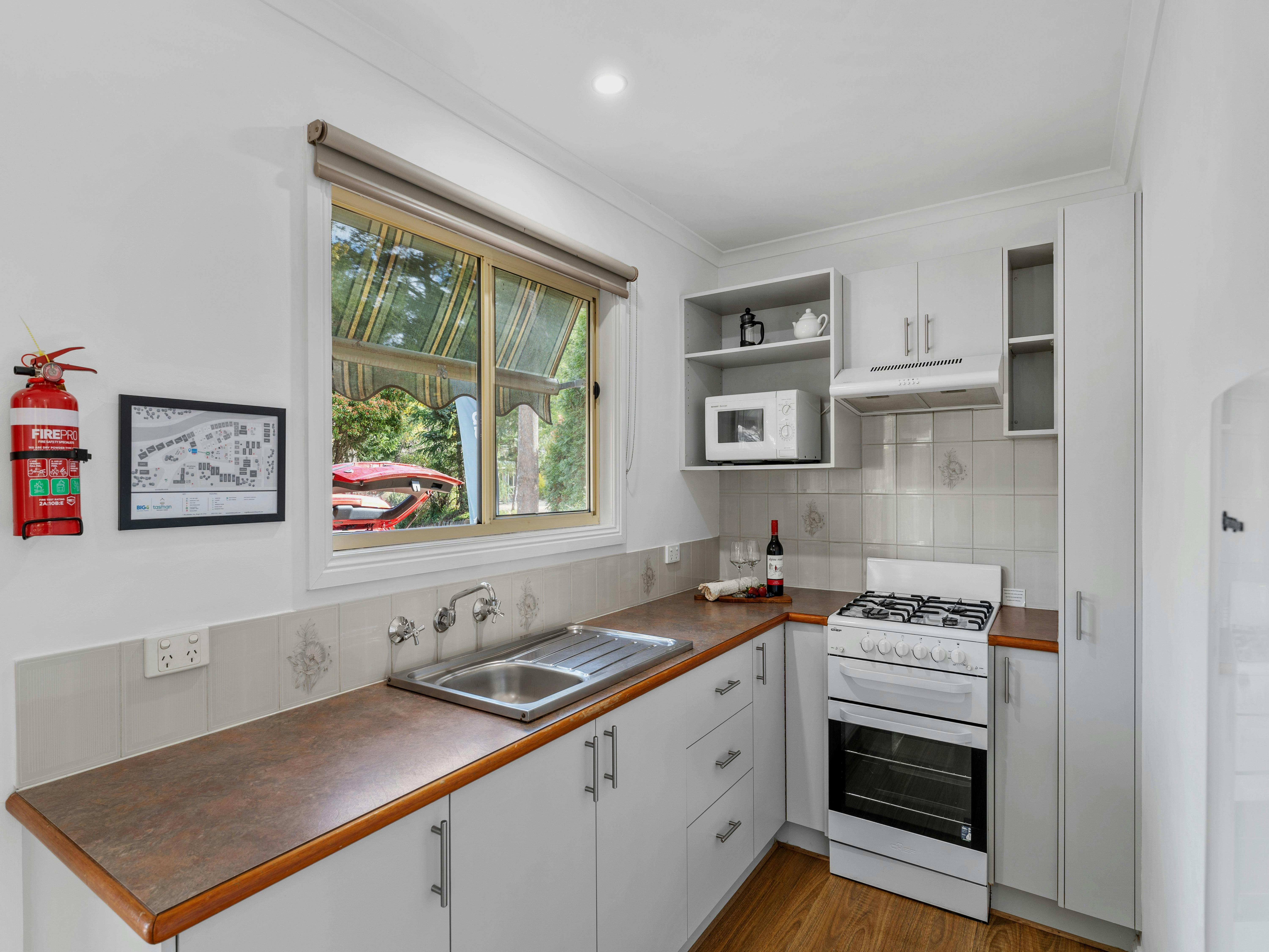 Pet Friendly Two Bedroom Spa Cabin – Bogong | Tasman Holiday Parks - Bright