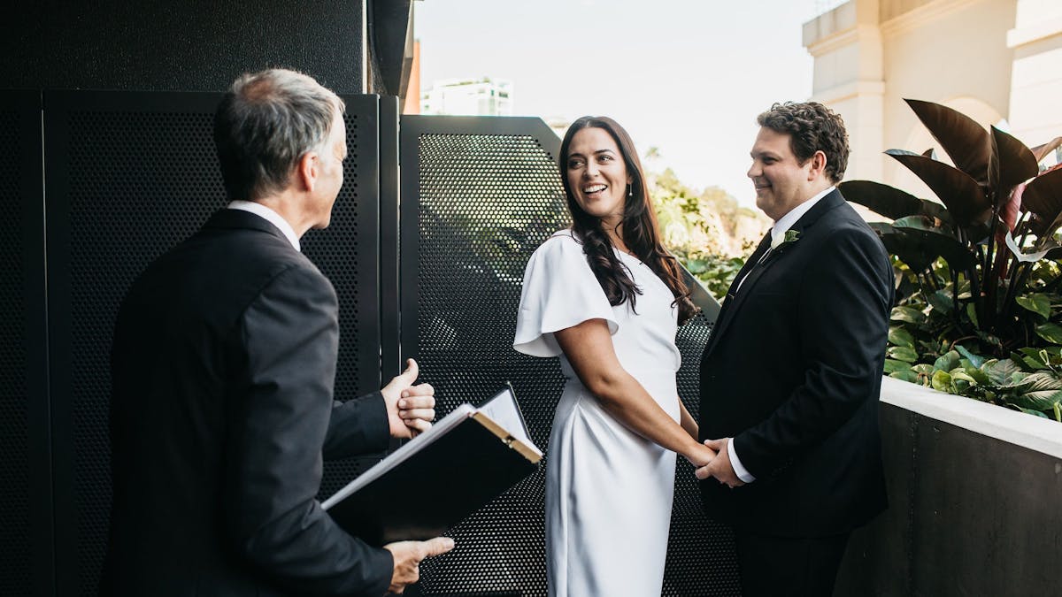 Hotel room elopements QLD Hotel room elopements QLD
