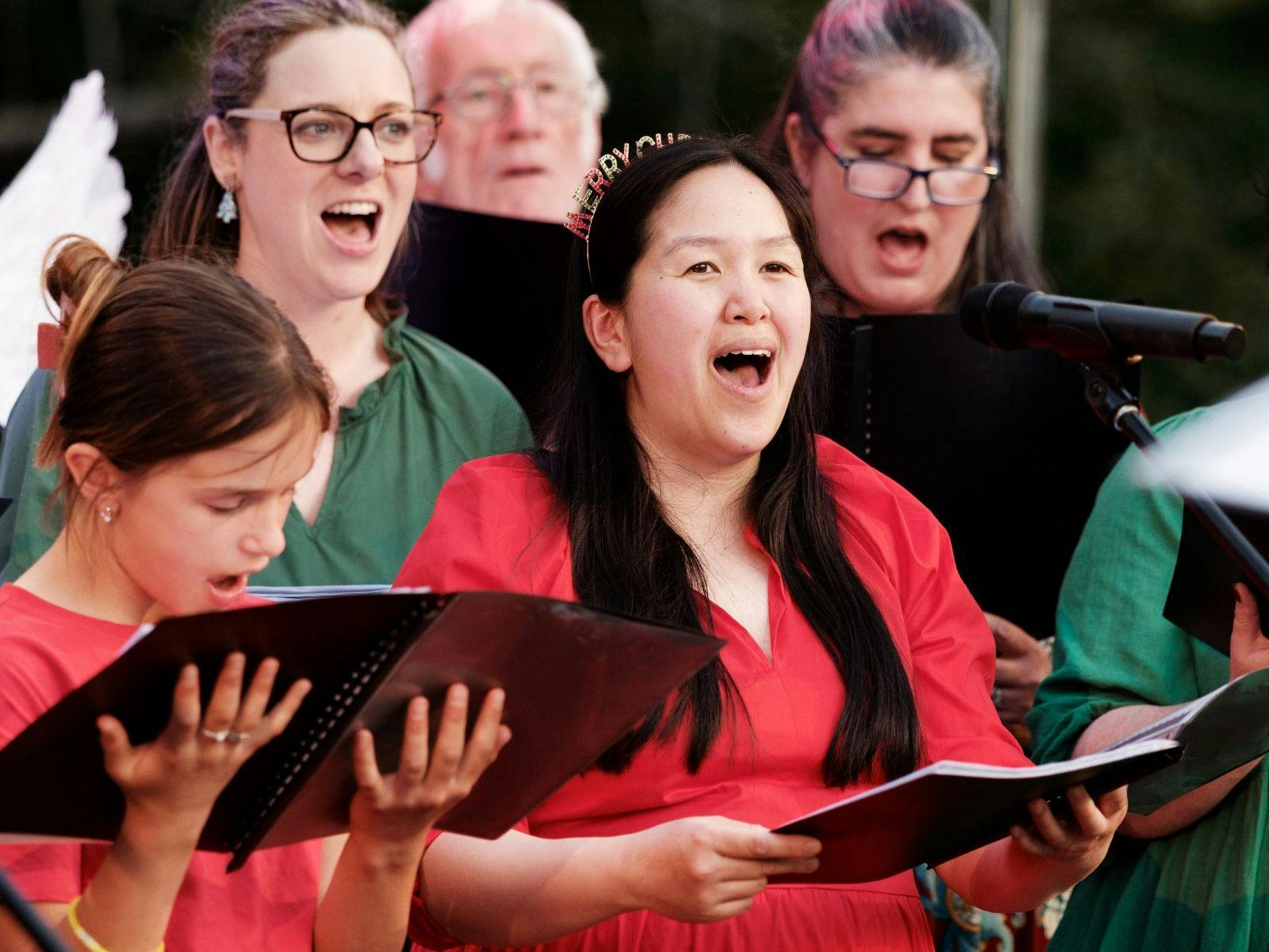Hamilton Carols