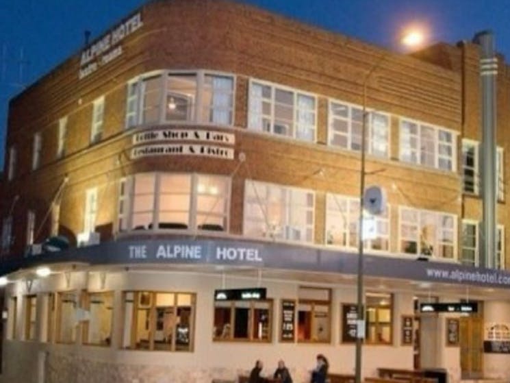 Alpine Hotel Façade