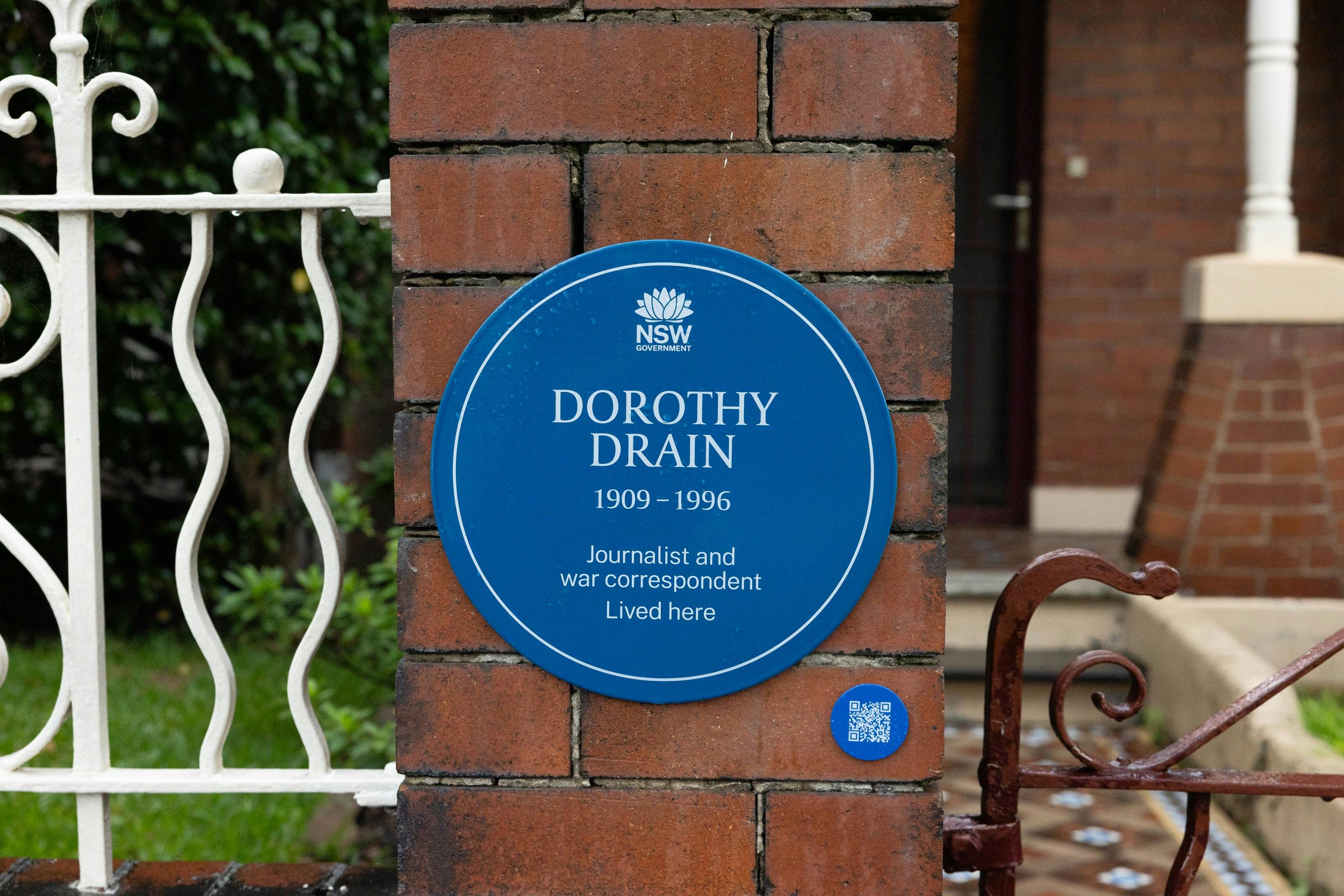 Dorothy Drain Blue Plaque