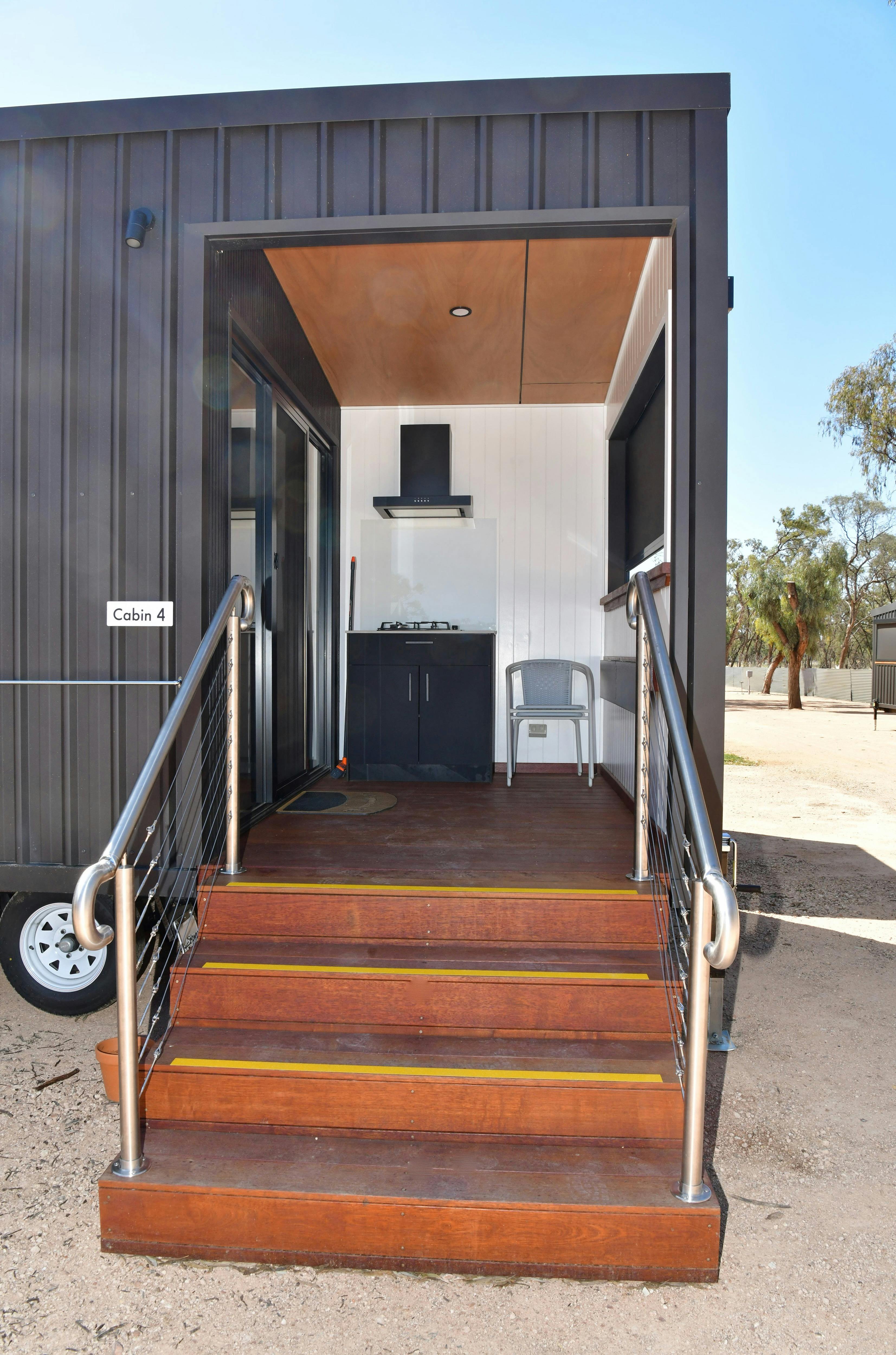 One-Bedroom Cottage with Ensuite