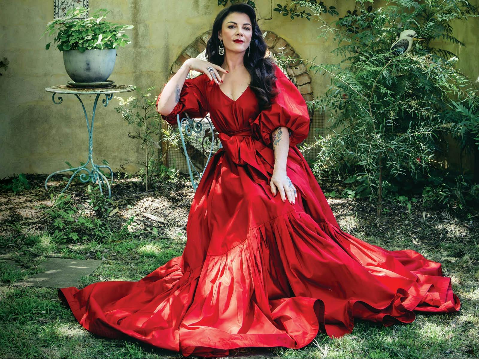 Em Rusciano - Addicted to Love