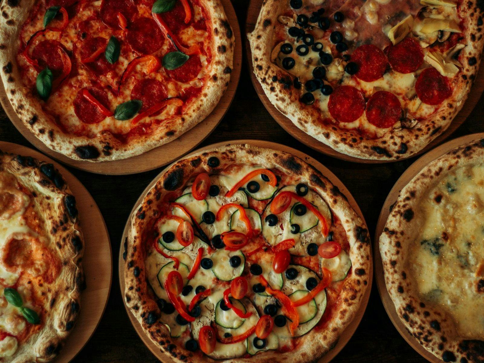 ヴィンセンティアのピザフェスト ― 味、炎、そして楽しさが一体となった、五感を刺激する祭典。