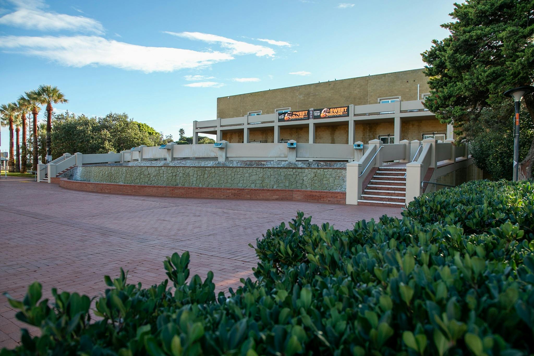 Queens Park Theatre