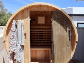 Timber infrared barrel sauna with glass door