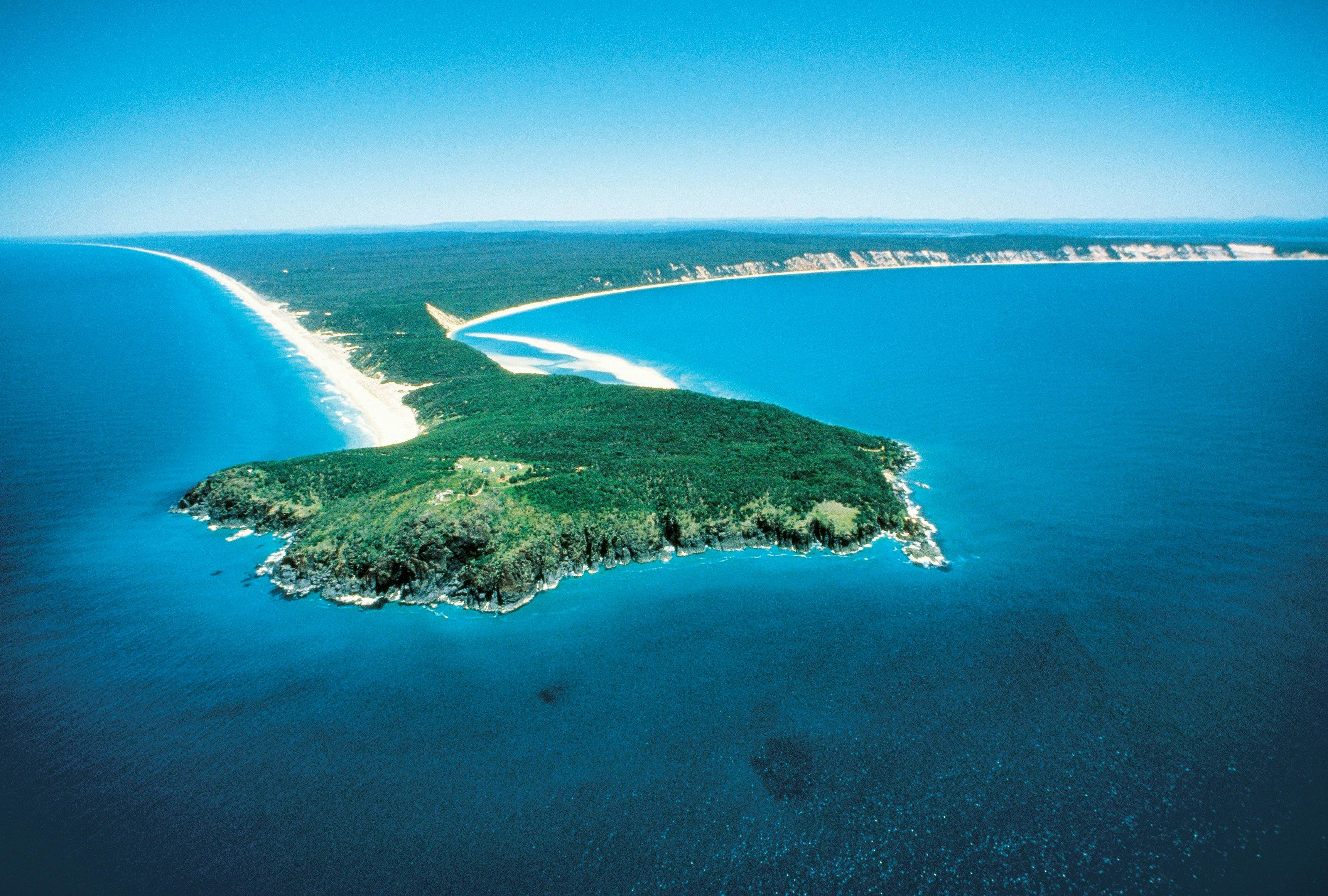 Double Island Point Cooloola Great Sandy National Park Attraction   2fc5613e562edcb3924ac56670f6e217 