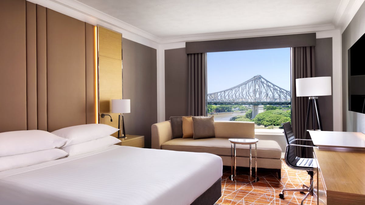 King Room with Story Bridge View