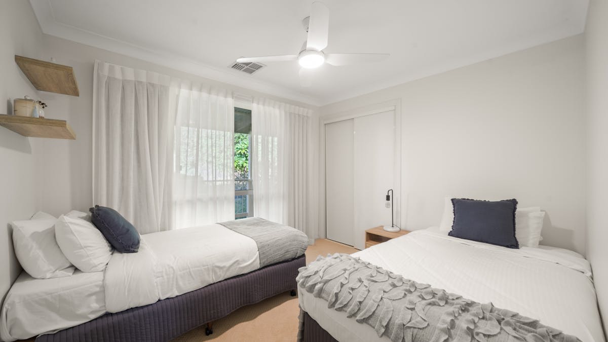 Hinterland Tranquil Escape with Beautiful Views