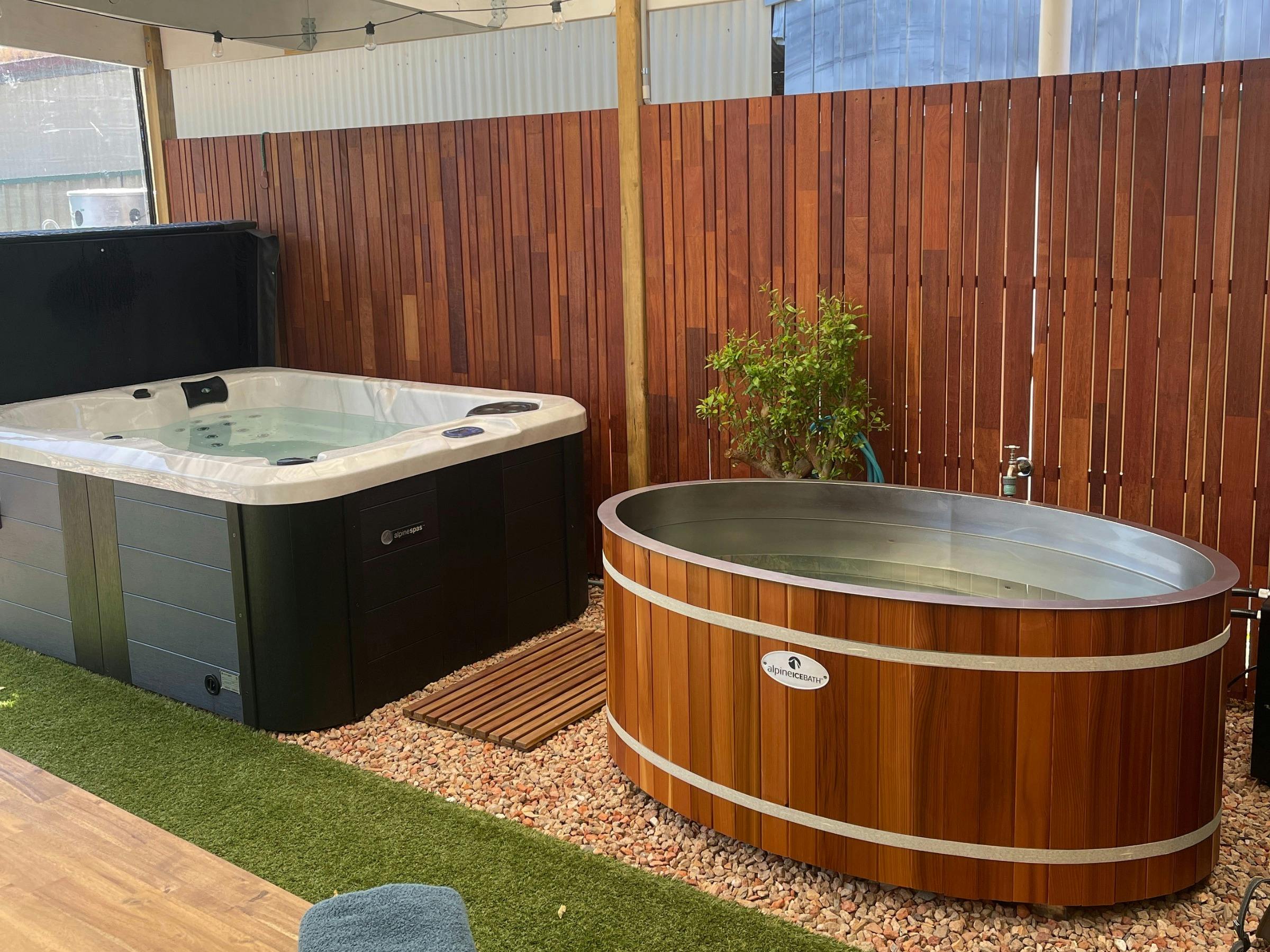 Hot & Cold Plunge Pools