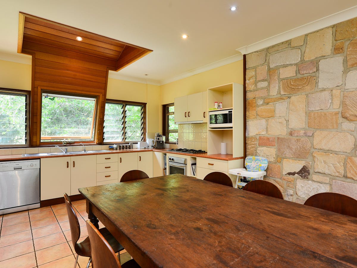 Bushland Cottages And Lodge Yungaburra Accommodation Queensland