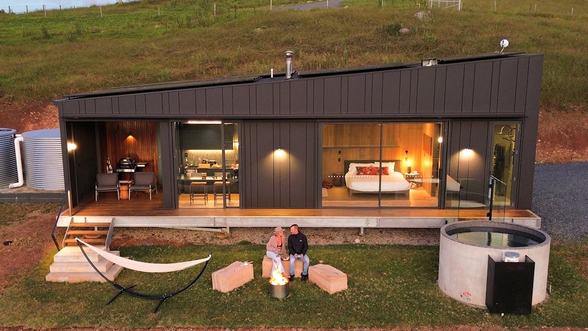 Secluded Eco-Luxury Accommodation for 2 Occupants