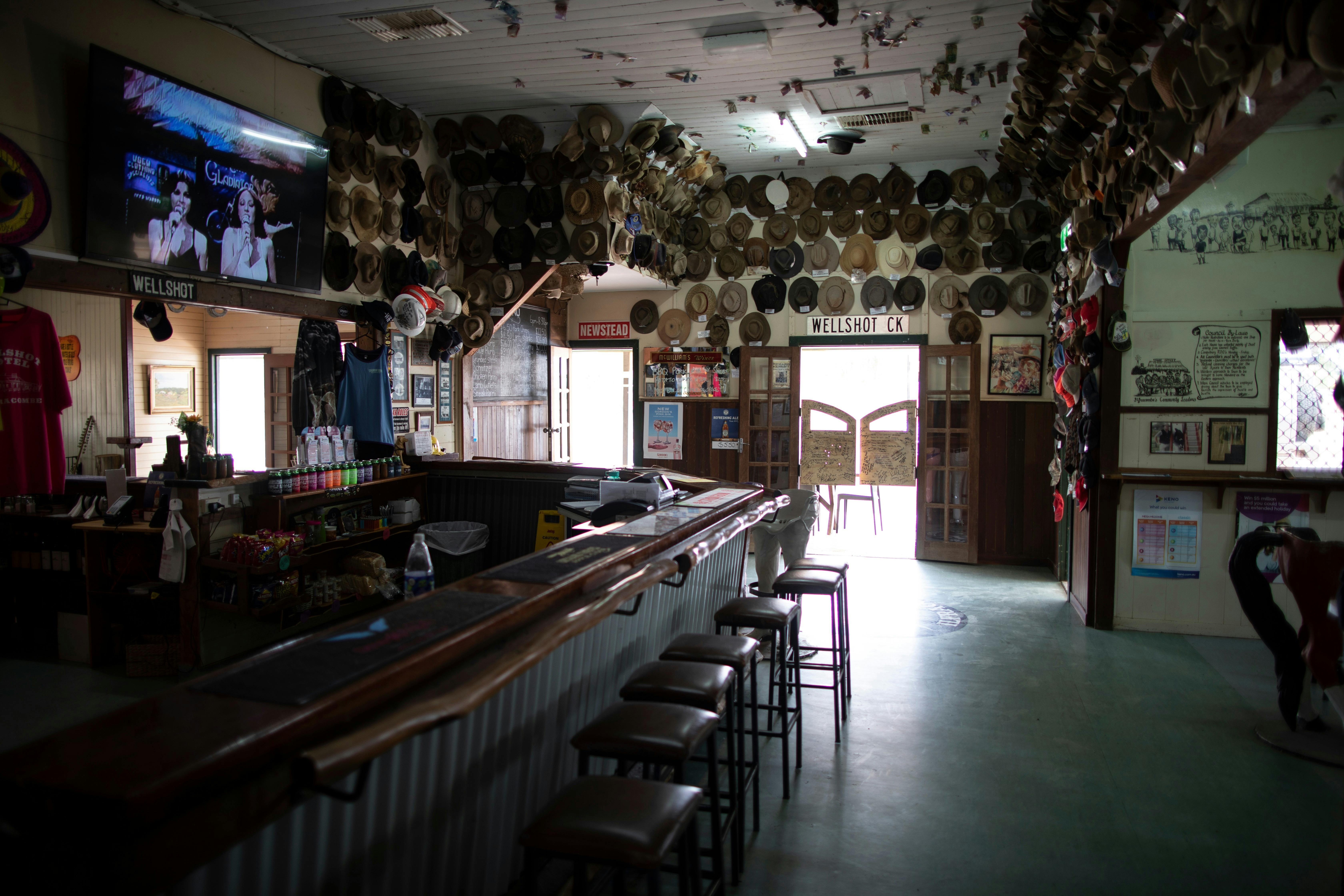 Inside the Wellshot Hotel