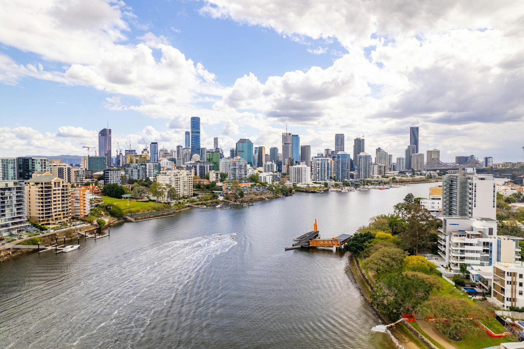 brisbane beautiful from above and on the river